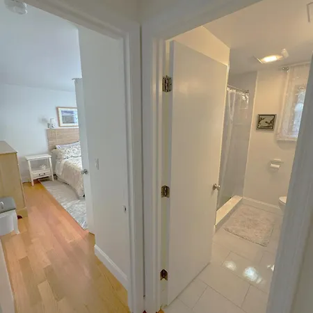 Luxurious Cambridge Room Steps From Harvard U Exterior photo