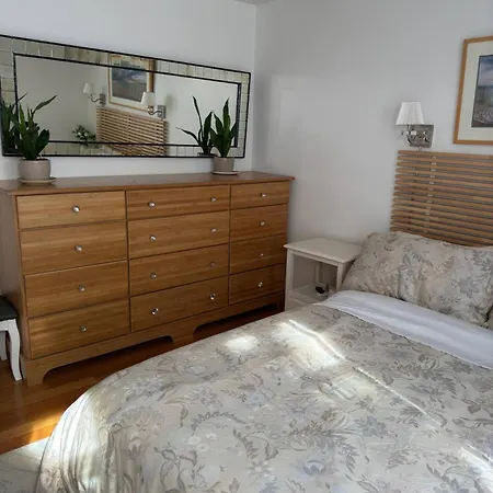 Luxurious Cambridge Room Steps From Harvard U Exterior photo